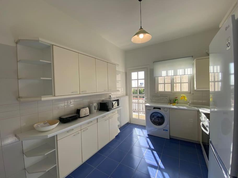 2-Bedroom Apartment In Athina Atene Esterno foto